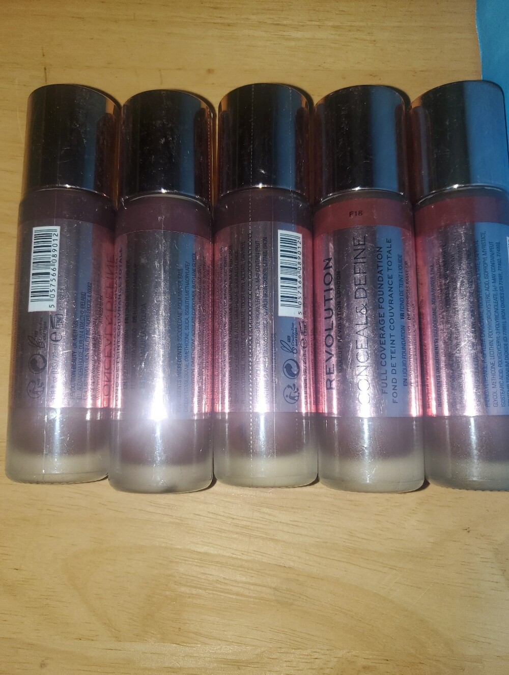 5 Revolution Conceal & Define Foundation - F18